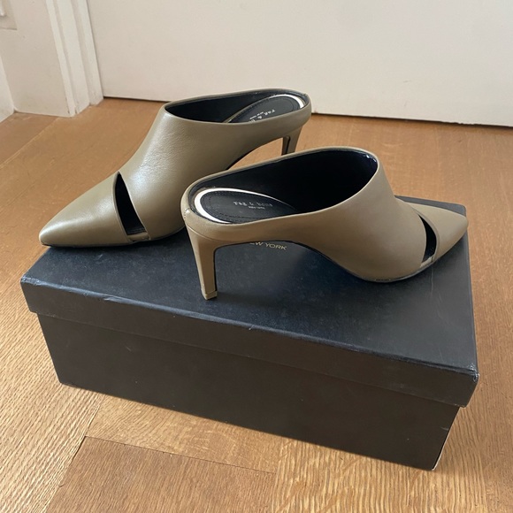 Rag & Bone Beha Slash Mule in Light Olive Size 35 - Picture 4 of 8